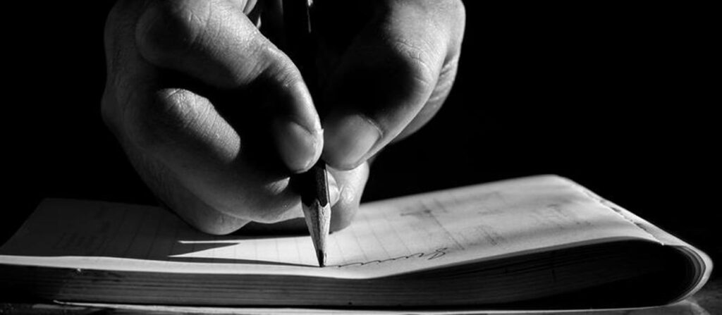 Diario - ECMO - Diario di una vita stravolta Nel buio del coma, un diario per te.
Il valore terapeutico e umano delle parole che accompagnano i pazienti nel delicato percorso del coma e del risveglio